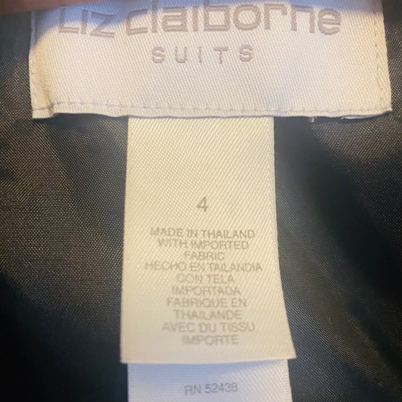 Liz Claiborne blazer and skirt business suit set size 4 - Picture 7 of 7